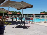 ibis Styles Arles Palais des Congrès - piscine