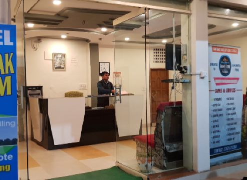 Hotel Pushpakdham