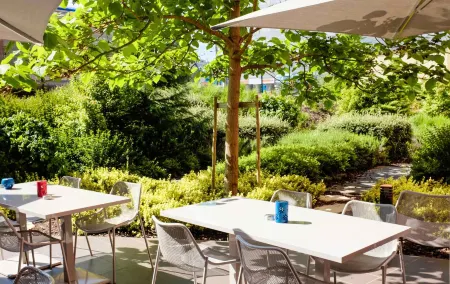 Novotel Suites Reims Centre Отели рядом с достопримечательностью «Реймсский собор»