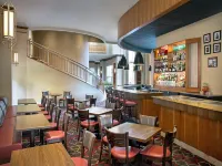 Four Points by Sheraton Melville Long Island Hotel a West Hills