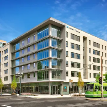 Hyatt House Portland/Downtown Hotels near Pioneer Courthouse Square
