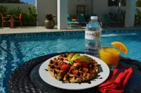 Home2 Suites by Hilton Ft. Lauderdale Airport-Cruise Port - Rooftop Pools