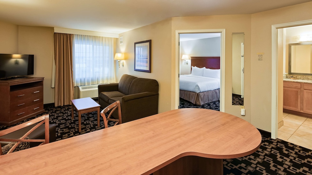 Best Western Plus Wausau/Rothschild Hotel