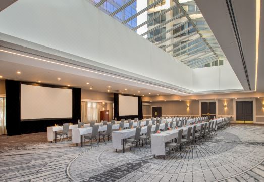 4. 힐튼 포틀랜드 ..