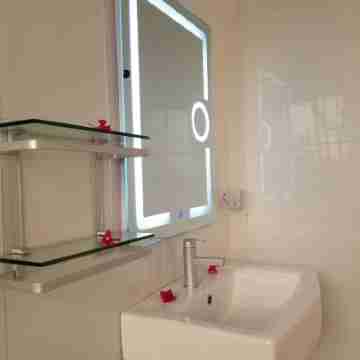 Room Na: at the Left Side Sea View 3rd Flat with 2 Guests Rooms