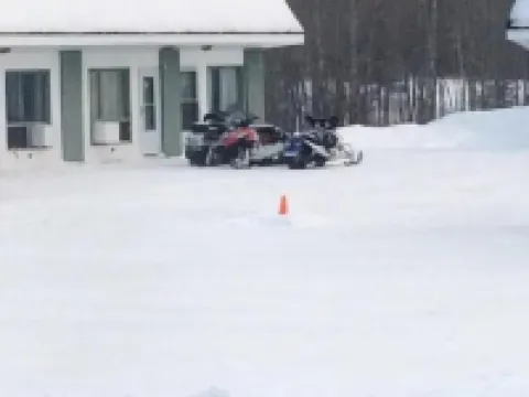 Moose Motel Hotels in Cochrane District