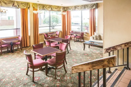 Baymont by Wyndham Mobile/ I-65