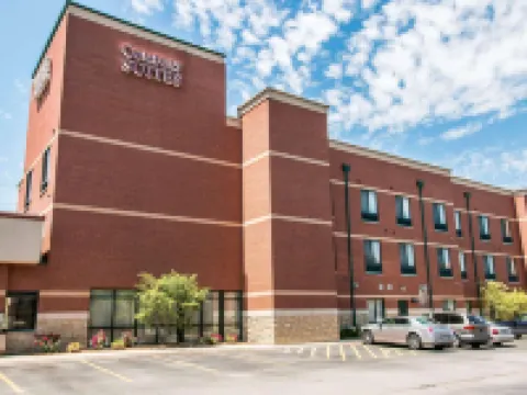 Comfort Suites Hotels in Canton