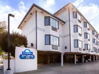 Days Inn by Wyndham Monterey Downtown Hotels near Lighthouse District