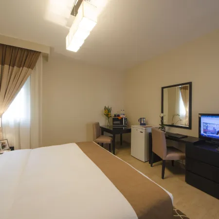 The Apartments, Dubai World Trade Centre Отели рядом с достопримечательностью «Эмирейтс-Тауэрс»