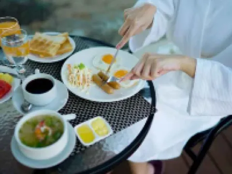 โรงแรมปาล์มมาลีบีชรีสอร์ท ระยอง โรงแรมในอำเภอ แกลง