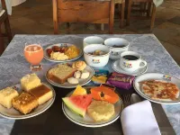 Hotel Casa do Mar - breakfast
