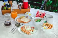 Bualinn Resort Nongkhai - breakfast