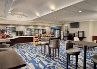 DoubleTree by Hilton Williamsburg - Quầy bar