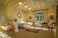 Colona Castle Hotel a Tokai