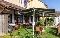 THE ORIGINALS CITY, HOTEL MACON SUD Hotels in Chaintre