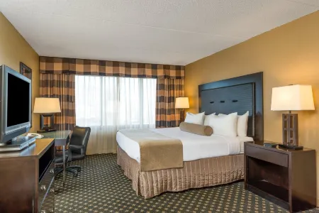 Crowne Plaza Indianapolis-Airport