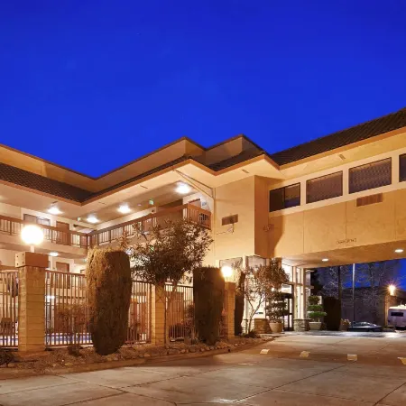 Best Western Plus Inn of Hayward