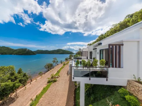 Busuanga Bay Lodge