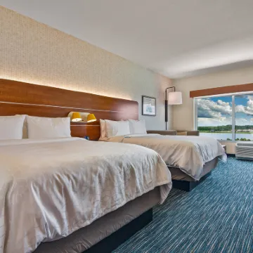 Holiday Inn Express & Suites ORLANDO - LAKE BUENA VISTA by IHG Hotels near Grand Cypress Golf