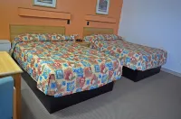 Budget Host Inn Iron Mountain Hotel dekat The Braumart Theater