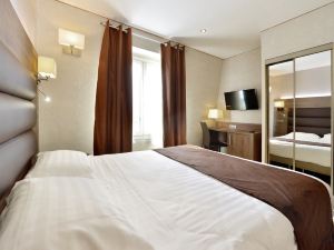 Hotel Suites Unic Renoir Saint-Germain