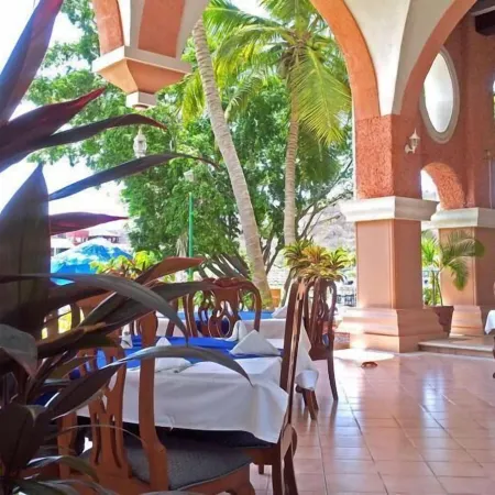 Canadian Resort Huatulco
