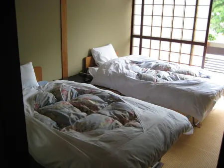 十和田湖背包客旅館