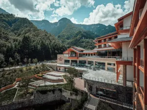 CROWNE PLAZA SHENNONGJIA