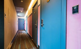 The Moonlight of the Year When Yangpyeong's Flowers Bloomed