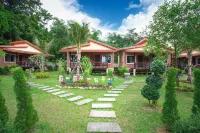 Siray Green Resort Hotels in Koh Sirey