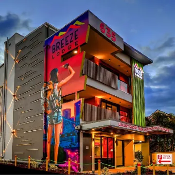 Breeze Lodge Hotels near Story Bridge