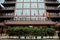 International Hotel Sayen Hotels in 