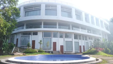 Pondokan Tjiburial Отели в г. Bandung Regency