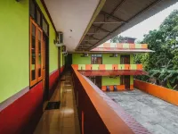 RedDoorz @ Malalayang Manado Hotels in Malalayang
