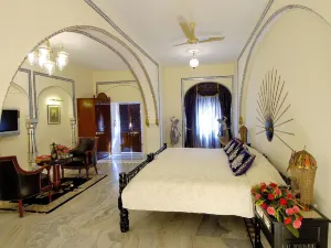 The Raj Palace (Small Luxury Hotels of the World)