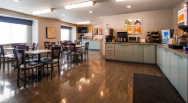 Best Western Plus Woodstock Inn  Suites Hotels in Woodstock