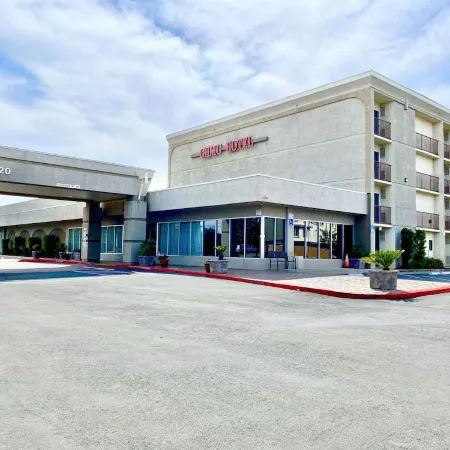 DoubleTree by Hilton Livermore