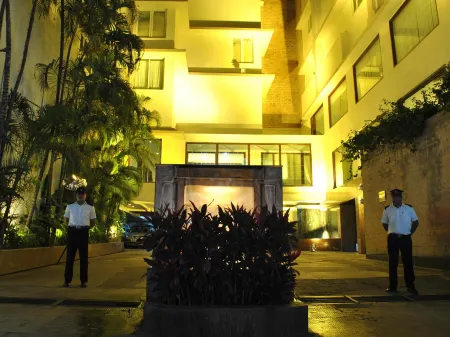 Dynasty Hotel