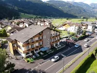 Liz Hotel & Apartments
