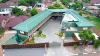 Vhafamadi Bed and Breakfast Hotels near Venda plaza