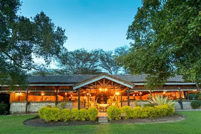 ティピリクワニ マーラ キャンプ