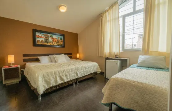 利馬瓦希機場民宿