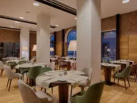 NH Collection Santo Stefano Hotels near Vanchiglia