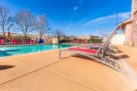 Hilton Garden Inn St. George - Rooftop Pools