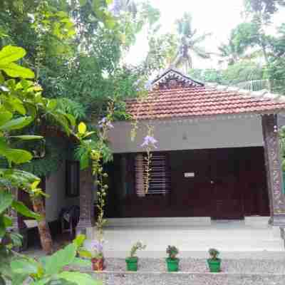 Munroe Coconut Homestay Hotel Exterior