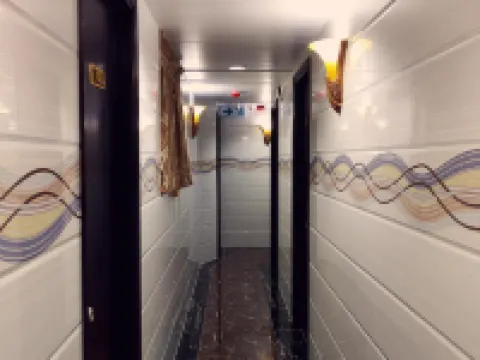 Paris Guest House (E4, 10/F) のホテル