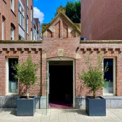 Hotel Van Gogh Hotels near Moco Museum Amsterdam