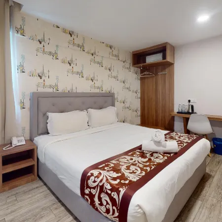 LoLex Hotel Отели рядом с достопримечательностью «Арена «Мега Стар»»