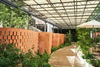 Carpenter Hotel Hotels in West Lake Hills